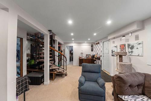 9391 Glenmore Road, Lake Country, BC - Indoor