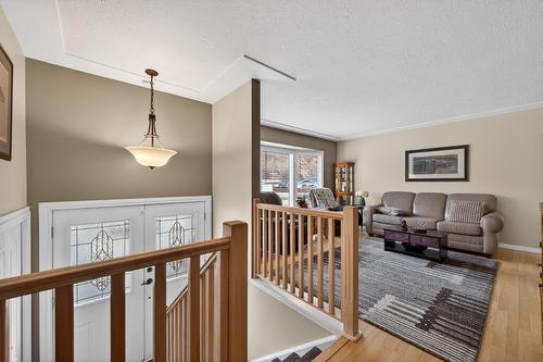 2331 Briarwood Avenue, Kamloops, BC - Indoor Photo Showing Other Room