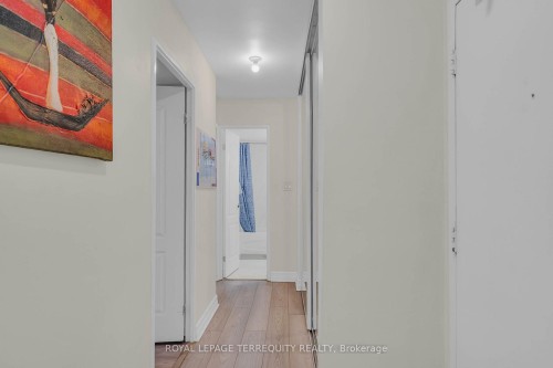 1703-1 Massey Square, Toronto, ON -  Photo Showing Other Room