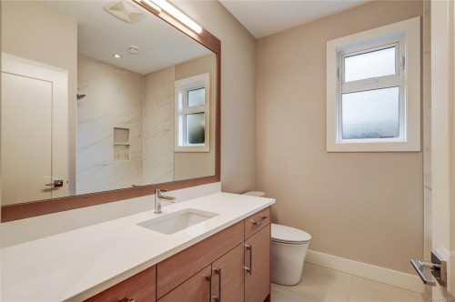 428 Craig St, Parksville, BC 