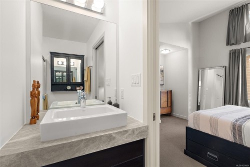 113-2733 Peatt Rd, Langford, BC 