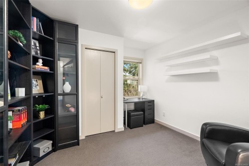 113-2733 Peatt Rd, Langford, BC 