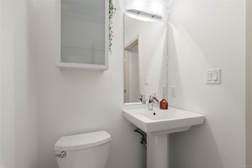 113-2733 Peatt Rd, Langford, BC 