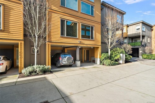 113-2733 Peatt Rd, Langford, BC 