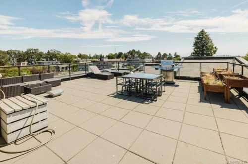 305-1121 Fort St, Victoria, BC - Outdoor With View
