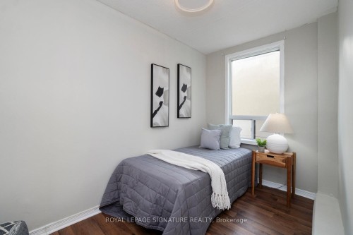 215 Yarmouth Road, Toronto, ON - Indoor Photo Showing Bedroom