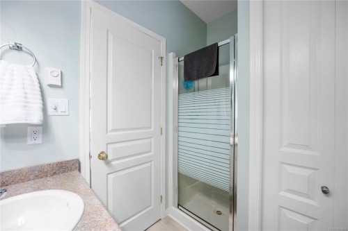 1C-3000 Oak St, Chemainus, BC 