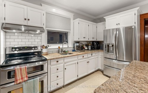 58 Hohner Avenue, Kitchener, ON - Indoor Photo Showing Kitchen