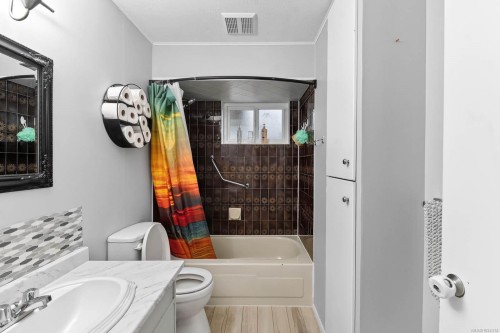 4029 8Th Ave, Port Alberni, BC 