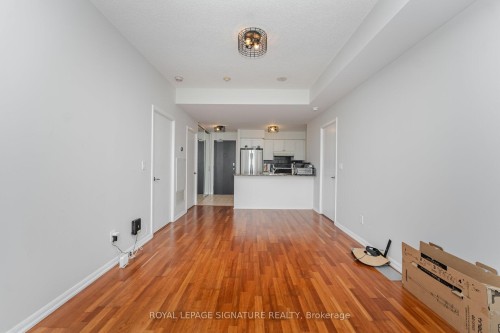 729-231 Fort York Boulevard, Toronto, ON - Indoor Photo Showing Other Room