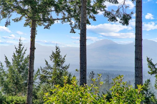 2405 Lindsey Rd, Nanaimo, BC 