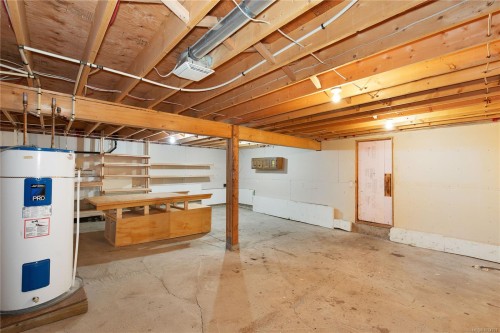 2405 Lindsey Rd, Nanaimo, BC 