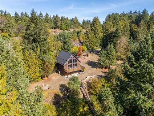 2405 Lindsey Rd, Nanaimo, BC 