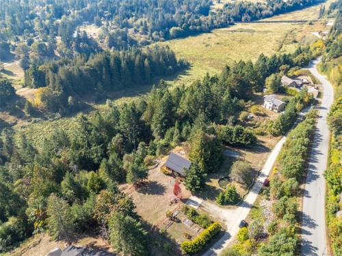 2405 Lindsey Rd, Nanaimo, BC 