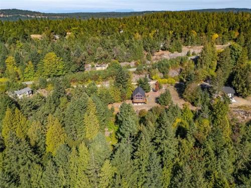 2405 Lindsey Rd, Nanaimo, BC 