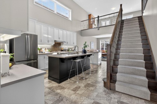 27 Black Walnut Crescent, Hamilton, ON 