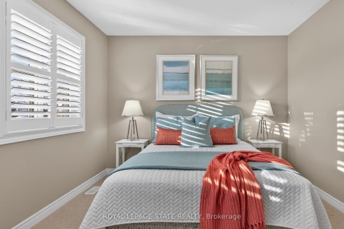 27 Black Walnut Crescent, Hamilton, ON 