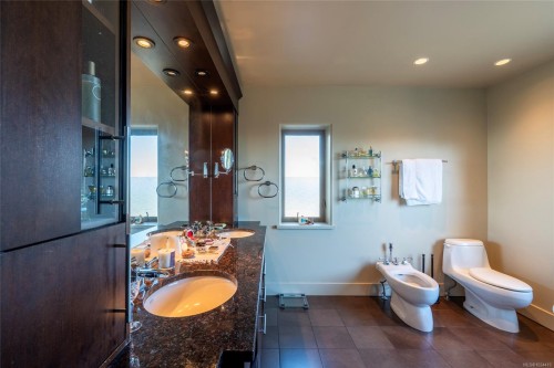 3354 Haida Dr, Colwood, BC 