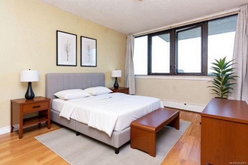 1504-647 Michigan St, Victoria, BC - Indoor Photo Showing Bedroom
