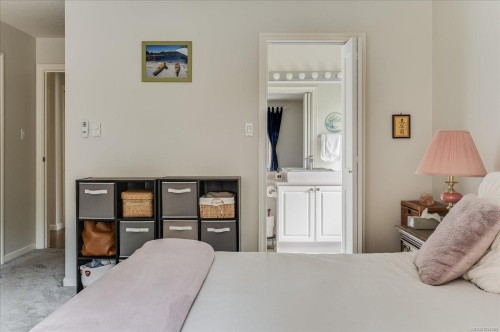 11-820 Chestnut St, Qualicum Beach, BC 