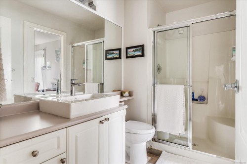 11-820 Chestnut St, Qualicum Beach, BC 