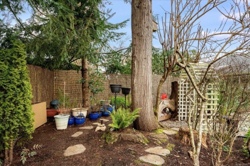 11-820 Chestnut St, Qualicum Beach, BC 