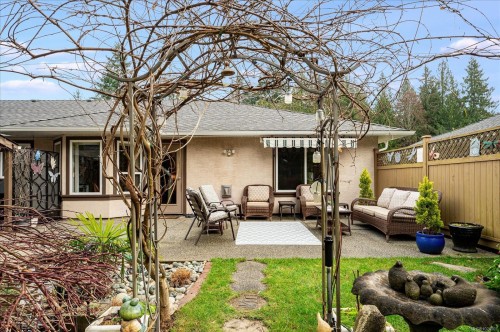 11-820 Chestnut St, Qualicum Beach, BC 