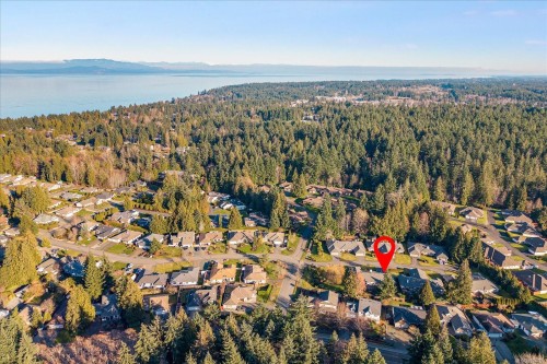 11-820 Chestnut St, Qualicum Beach, BC 