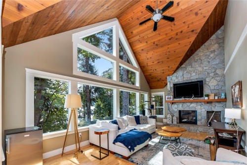 9724 Marble Bay Rd, Lake Cowichan, BC 