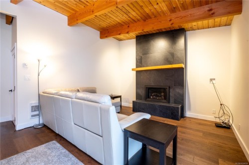 241 Carnegie St, Campbell River, BC 