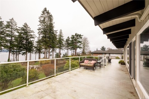 241 Carnegie St, Campbell River, BC 