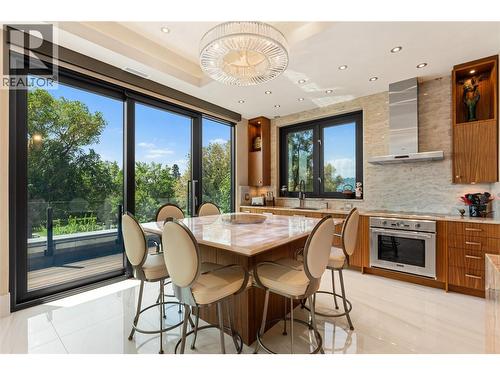 2245 Abbott Street Unit# 301, Kelowna, BC - Indoor Photo Showing Dining Room