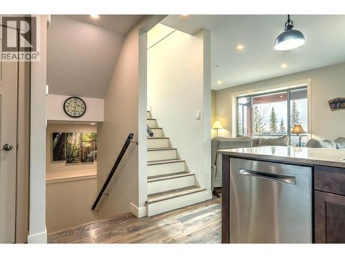 9834 Cathedral Drive, Silver Star, BC - Indoor