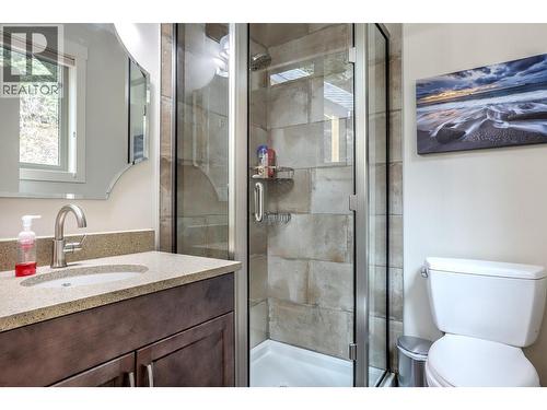 9834 Cathedral Drive, Silver Star, BC - Indoor Photo Showing Bathroom