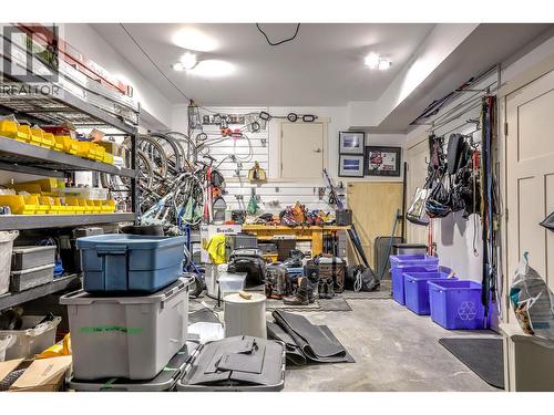 9834 Cathedral Drive, Silver Star, BC - Indoor