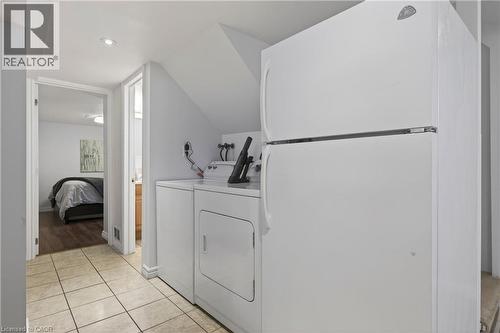 136 Hunter Street W, Hamilton, ON - Indoor Photo Showing Laundry Room