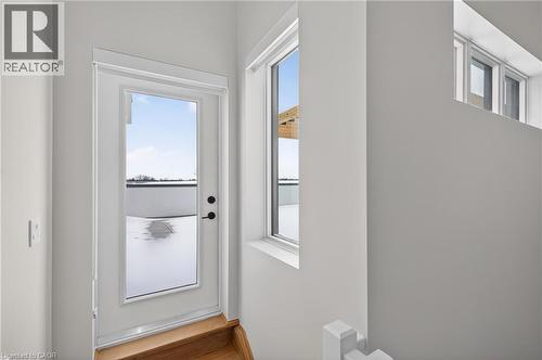 123 Maurice Drive Unit# 401, Oakville, ON - Indoor Photo Showing Other Room