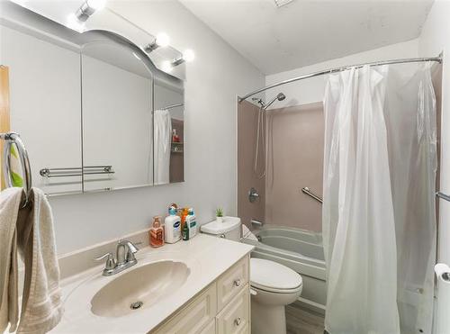 1016 Radisson Ave, Winnipeg, MB 