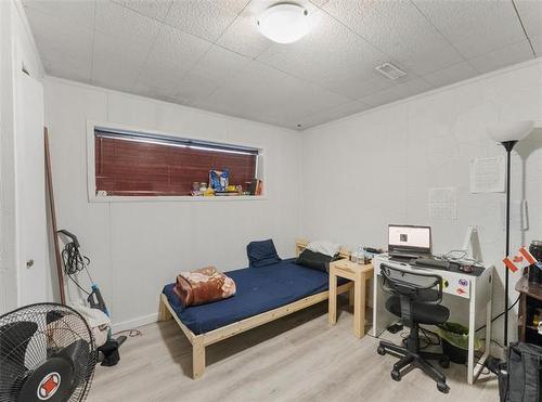 1016 Radisson Ave, Winnipeg, MB 