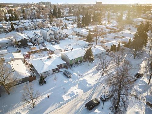 1016 Radisson Ave, Winnipeg, MB 