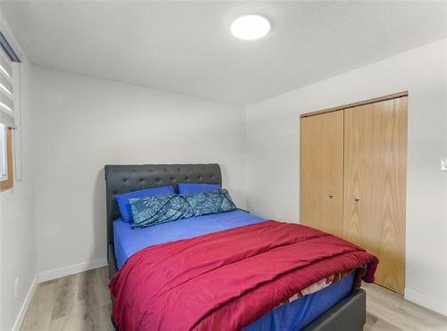 1016 Radisson Ave, Winnipeg, MB 