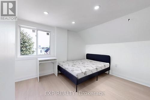 685 Jane Street, Toronto, ON - Indoor Photo Showing Bedroom