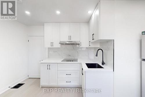 685 Jane Street, Toronto, ON - Indoor Photo Showing Other Room