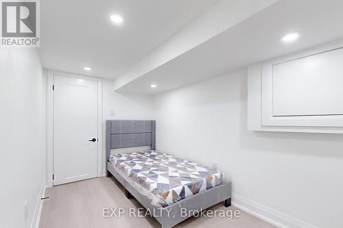 685 Jane Street, Toronto, ON - Indoor Photo Showing Bedroom
