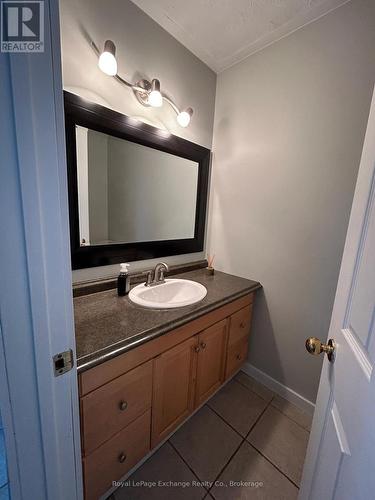 792 Mackendrick Drive N, Kincardine, ON - Indoor Photo Showing Bathroom