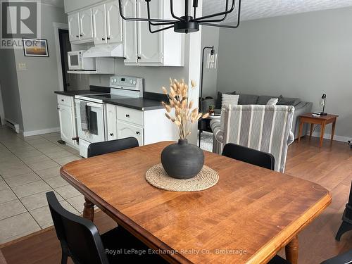 792 Mackendrick Drive N, Kincardine, ON - Indoor