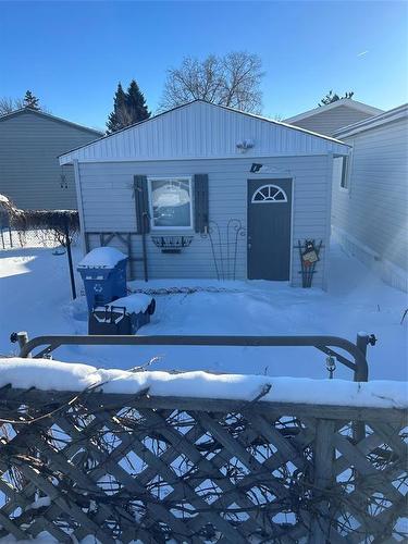 23 Shay Crescent, Winnipeg, MB - Outdoor