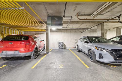 Garage - 201-100 Ch. Fraser, Gatineau (Aylmer), QC - Indoor Photo Showing Garage