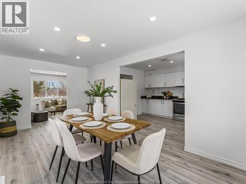1457 S Cameron Boulevard, Windsor, ON - Indoor Photo Showing Dining Room