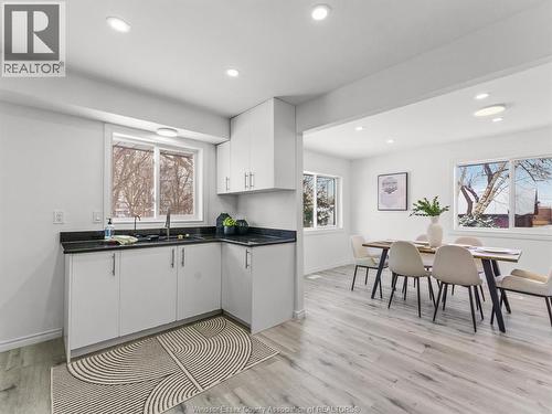 1457 S Cameron Boulevard, Windsor, ON - Indoor